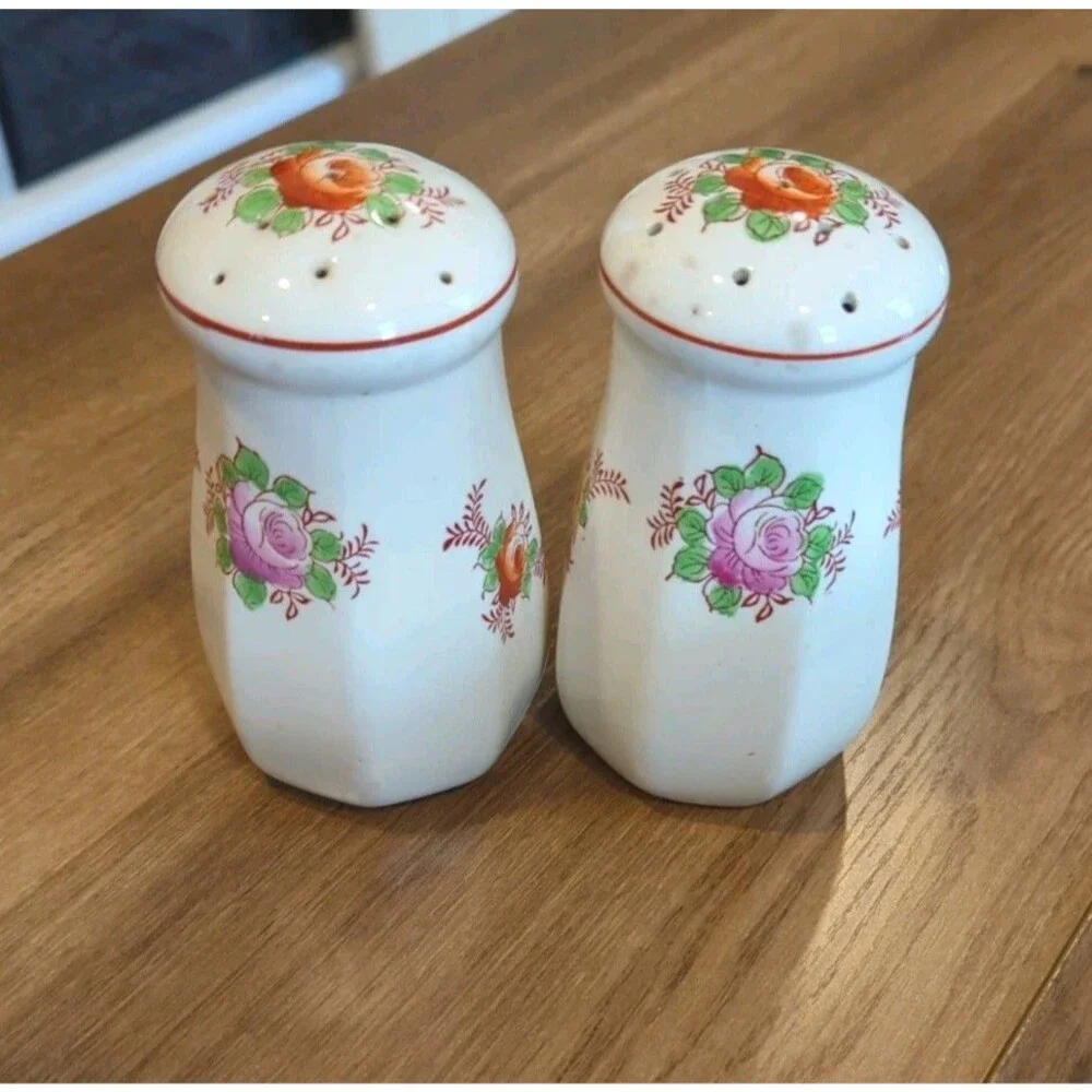 Mikora vintage has